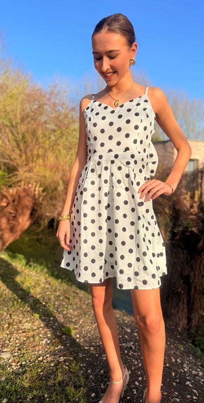 Polka Dot Jurk met Open Rug & Strik jurk