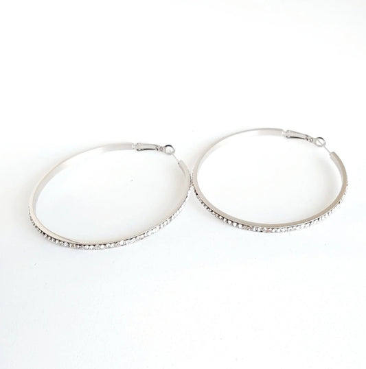 Oorbellen strassy hoops - Zilver oorbellen