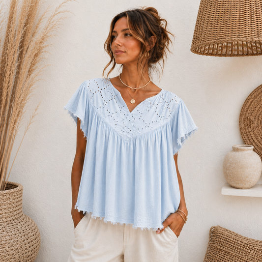 Broderie Top - Lichtblauw | One Size 36-46/48 Tops