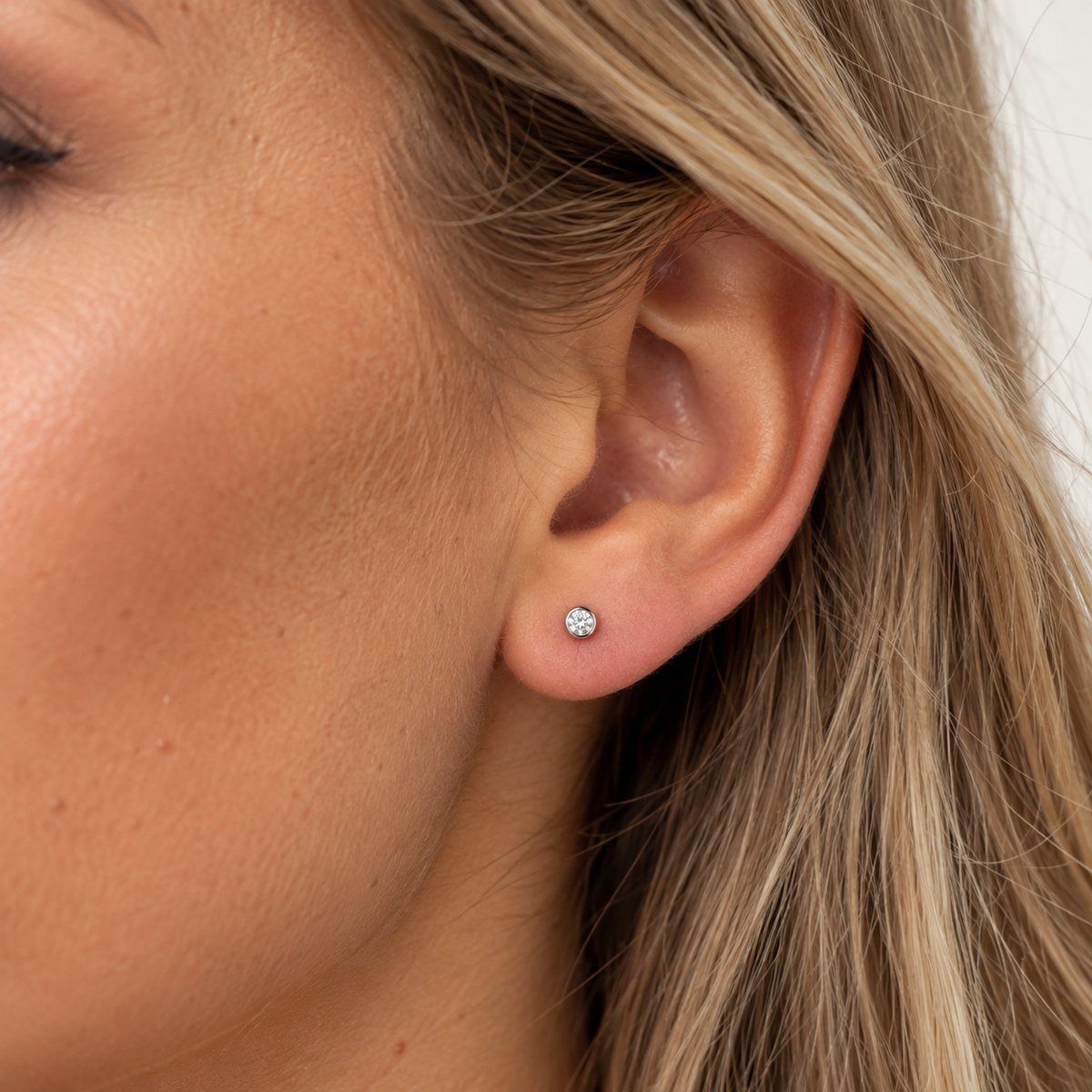Sparkle Dot Studs – Zilver oorbellen
