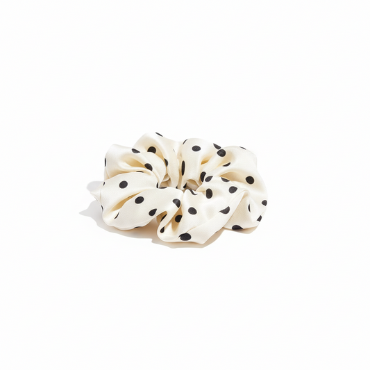 Scrunchie Polkadot Creme Scrunchie